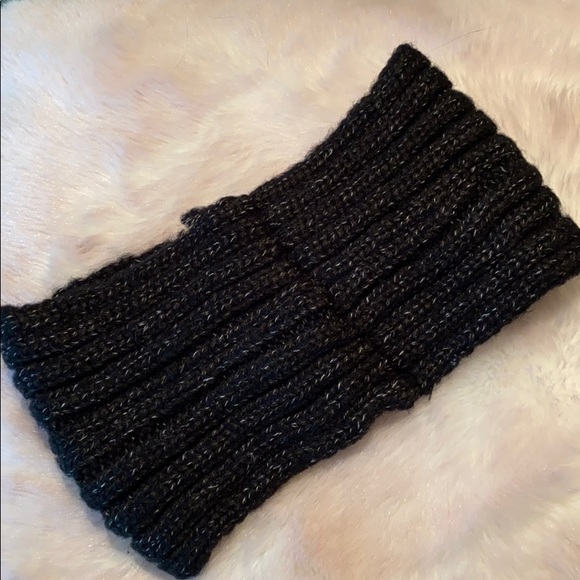 Black Knit Headband - Picture 5 of 9